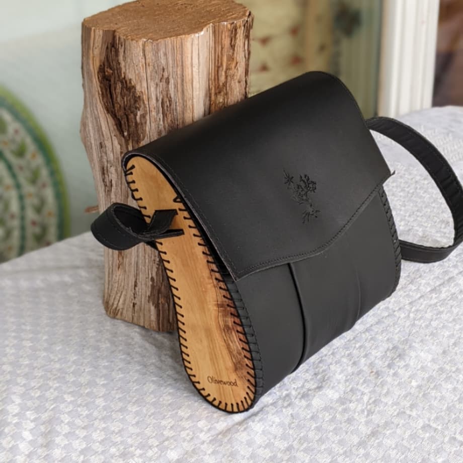 Leather Bag RASHA leather and olivewood, black